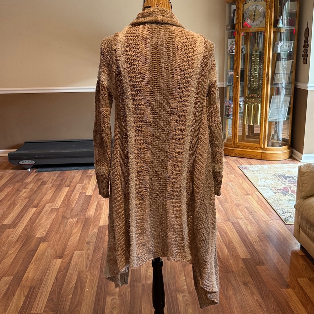 Forever 21 size small open front cardigan with neutral colors and gold lining - Picture 4 of 5